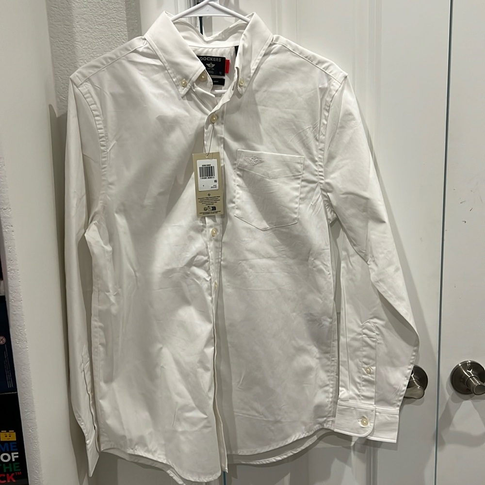 Women’s dockers shirt NWT size small